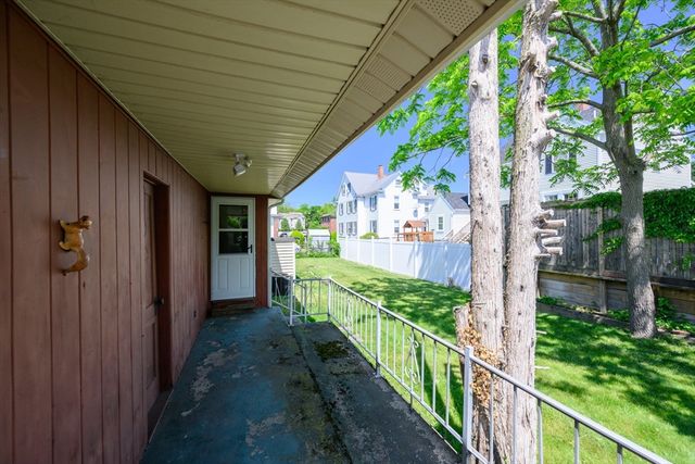 85 Elm St, Quincy, MA 02169