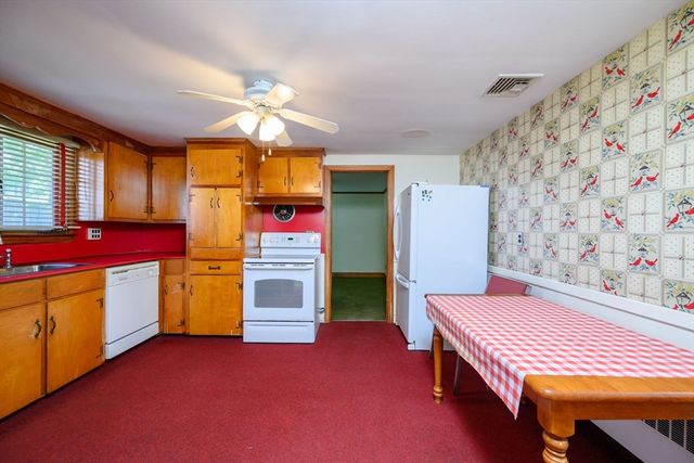 85 Elm St, Quincy, MA 02169