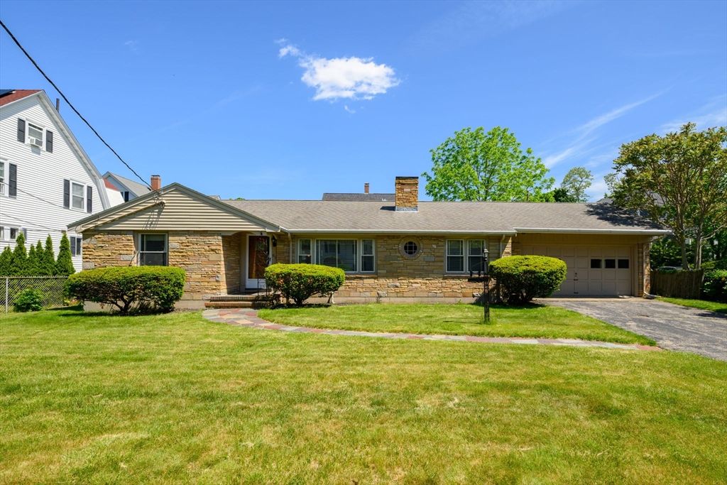 85 Elm St, Quincy, MA 02169