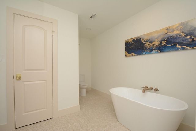 6214 Yarwell Drive, Houston, TX 77096
