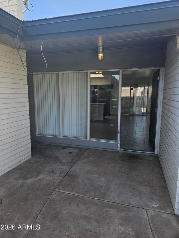 2340 N 46TH Street 2, Phoenix, AZ 85008