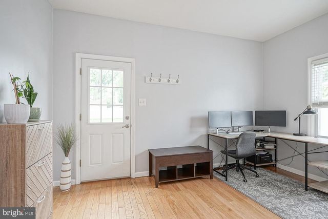 2305 BEVERLY RD, Cinnaminson, NJ 08077