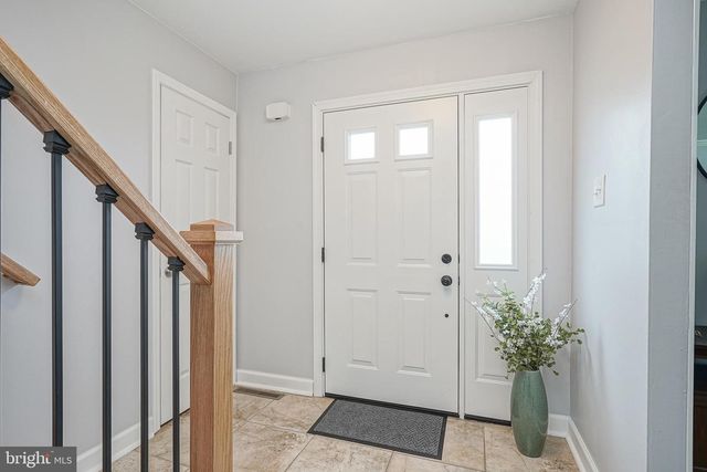 2305 BEVERLY RD, Cinnaminson, NJ 08077