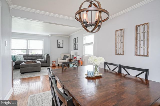 2305 BEVERLY RD, Cinnaminson, NJ 08077