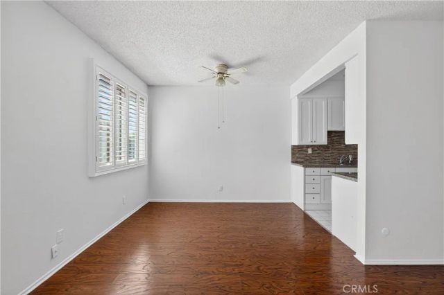 4441 Woodman Avenue 205, Sherman Oaks, CA 91423