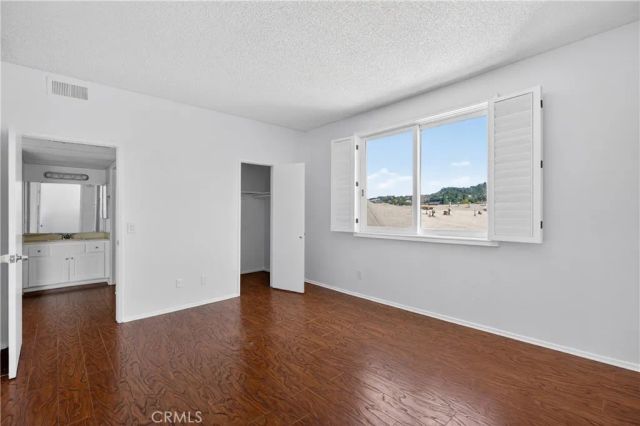 4441 Woodman Avenue 205, Sherman Oaks, CA 91423