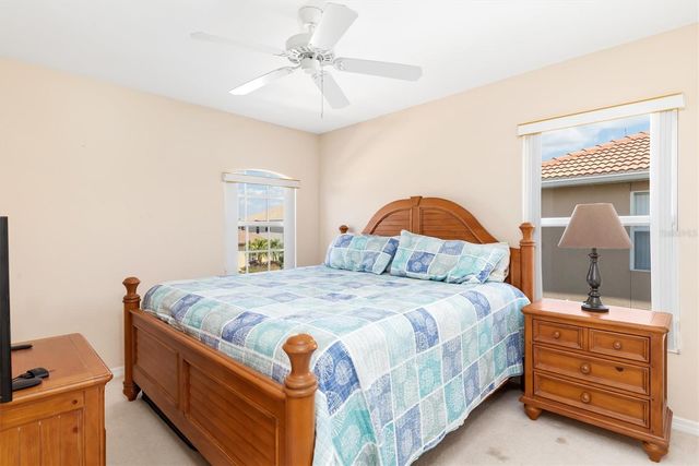 6918 74TH STREET CIRCLE E, Bradenton, FL 34203