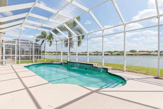 6918 74TH STREET CIRCLE E, Bradenton, FL 34203