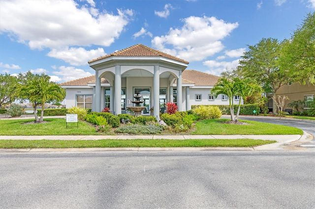6918 74TH STREET CIRCLE E, Bradenton, FL 34203