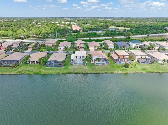 6918 74TH STREET CIRCLE E, Bradenton, FL 34203