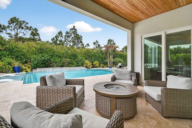 19966 SE Gallberry Drive, Jupiter, FL 33458