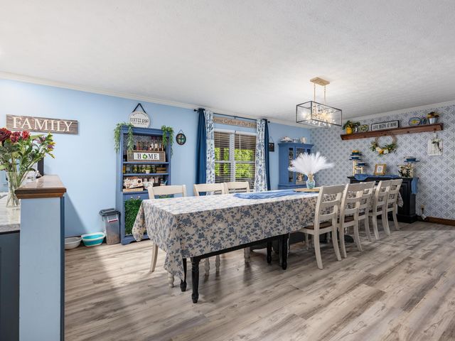 123 Brooke Street, Culloden, WV 25510