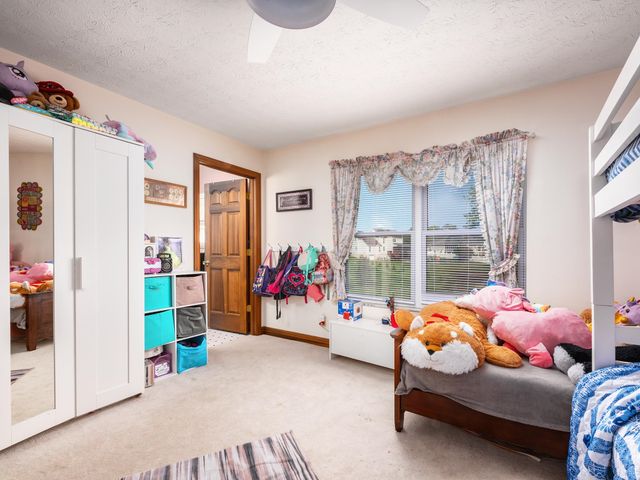 123 Brooke Street, Culloden, WV 25510