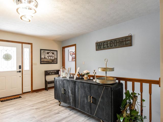 123 Brooke Street, Culloden, WV 25510