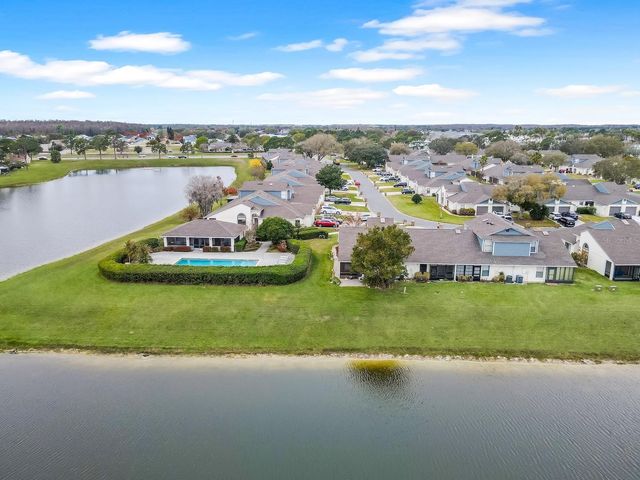 62 LAKEPOINTE CIRCLE, Kissimmee, FL 34743