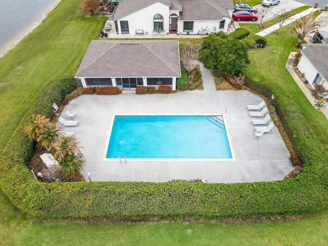 62 LAKEPOINTE CIRCLE, Kissimmee, FL 34743