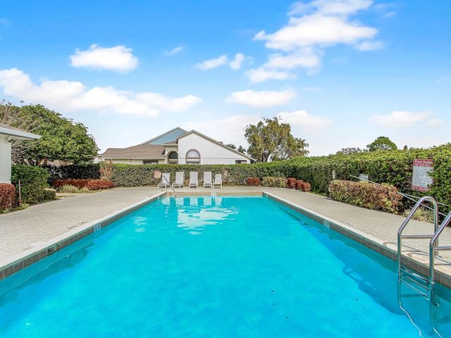 62 LAKEPOINTE CIRCLE, Kissimmee, FL 34743