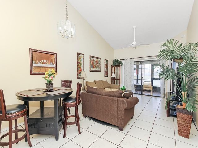 62 LAKEPOINTE CIRCLE, Kissimmee, FL 34743