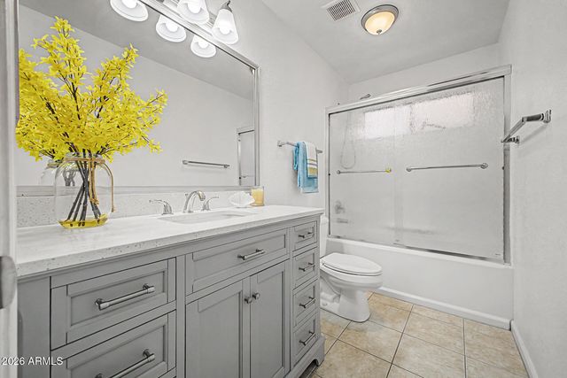 1510 E Mineral Road, Gilbert, AZ 85234