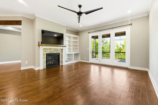 616 Davenport Dr, Louisville, KY 40245