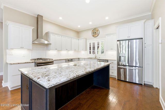 616 Davenport Dr, Louisville, KY 40245
