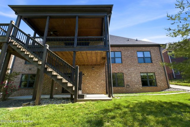 616 Davenport Dr, Louisville, KY 40245