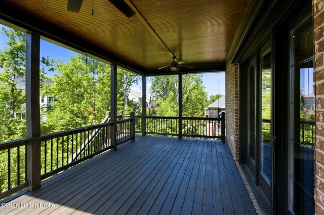 616 Davenport Dr, Louisville, KY 40245