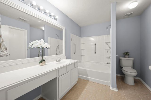 139 S Vesper Bend Circle, The Woodlands, TX 77382