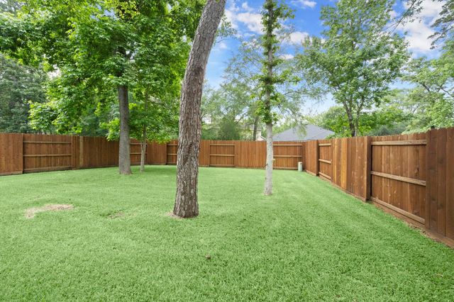 139 S Vesper Bend Circle, The Woodlands, TX 77382