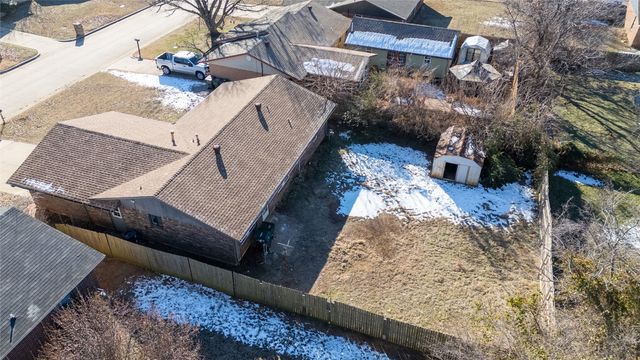 709 Briarwood Drive, Midwest City, OK 73130