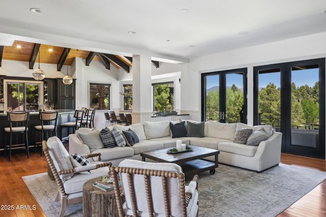 3299 S TEHAMA Circle, Flagstaff, AZ 86005