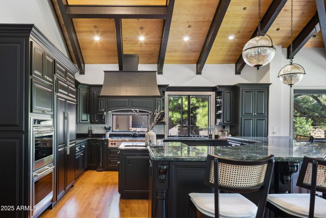 3299 S TEHAMA Circle, Flagstaff, AZ 86005