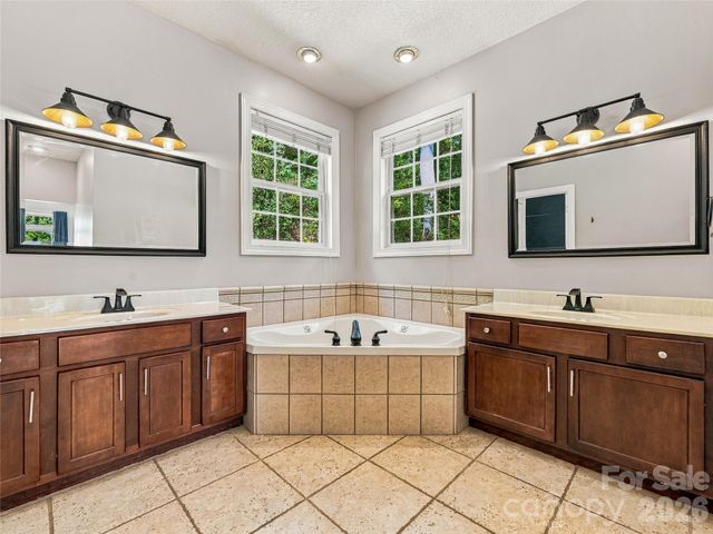 57 Mount Royal Drive, Arden, NC 28704