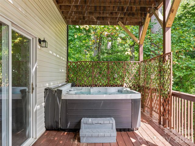 57 Mount Royal Drive, Arden, NC 28704