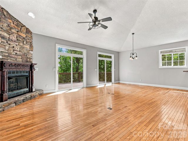 57 Mount Royal Drive, Arden, NC 28704