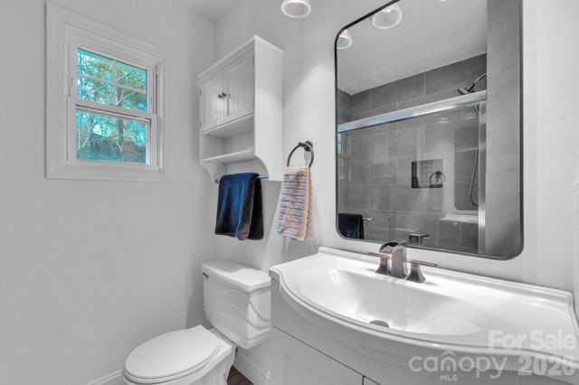 49 E Livingston Street, Tryon, NC 28782