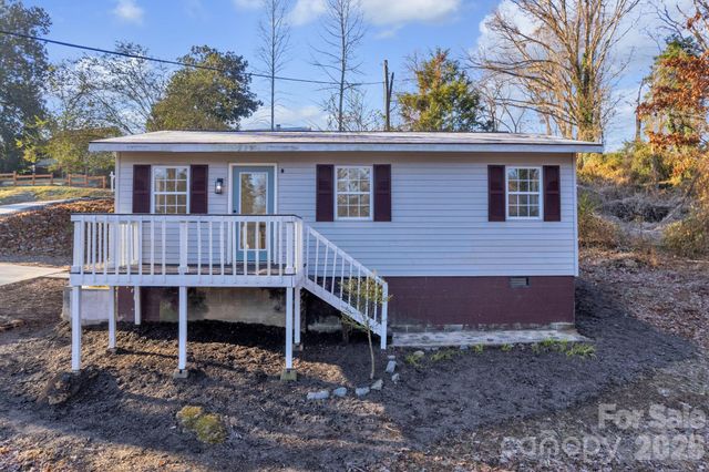 49 E Livingston Street, Tryon, NC 28782