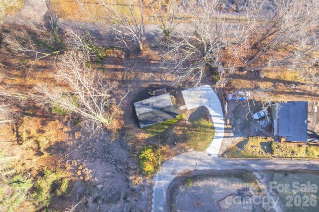 49 E Livingston Street, Tryon, NC 28782