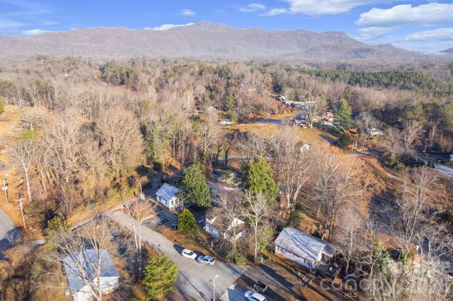49 E Livingston Street, Tryon, NC 28782