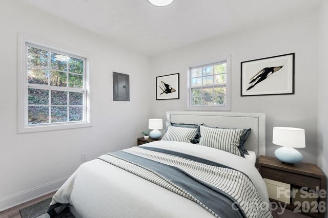 49 E Livingston Street, Tryon, NC 28782
