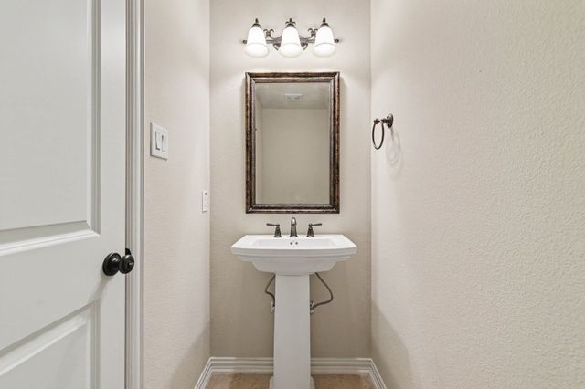 408 Blue Ridge Court, Allen, TX 75013