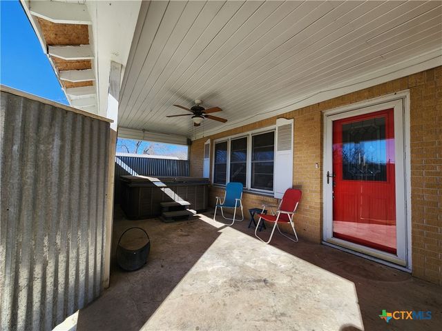 609 6th Street, Moody, TX 76557