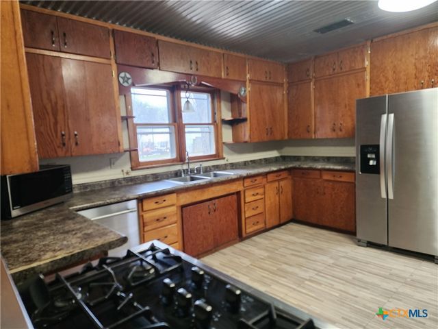 609 6th Street, Moody, TX 76557