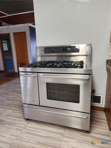 609 6th Street, Moody, TX 76557