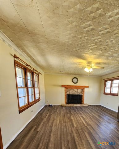 609 6th Street, Moody, TX 76557