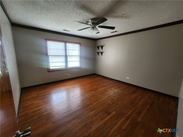 609 6th Street, Moody, TX 76557