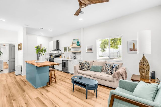 602 W Jackson St, Pensacola, FL 32501