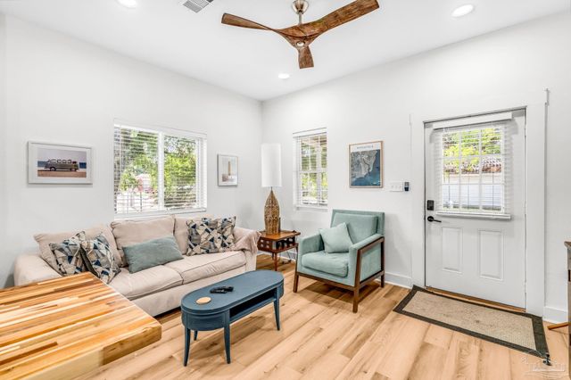 602 W Jackson St, Pensacola, FL 32501