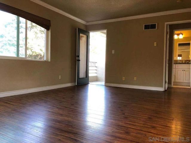 7425 Charmant Dr 2912, San Diego, CA 92122