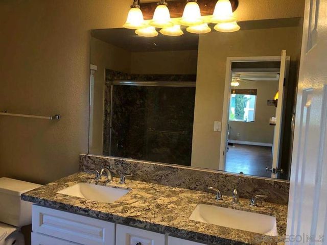 7425 Charmant Dr 2912, San Diego, CA 92122
